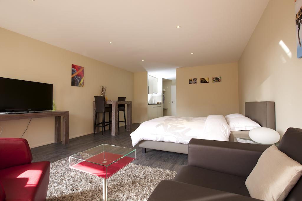 Cave Beetschen Bed and Breakfast Bursins Buitenkant foto